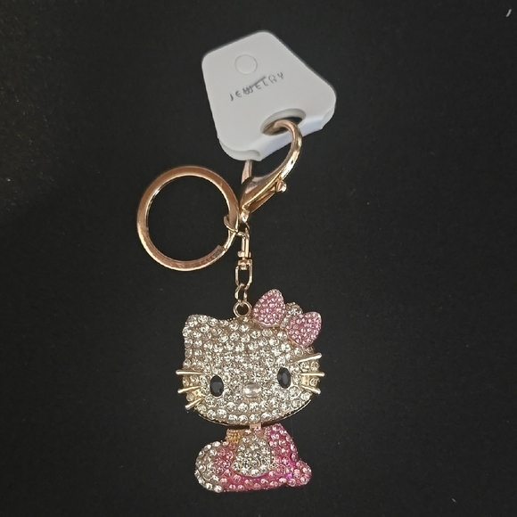 Hello Kitty | Accessories | Nwt Hello Kitty Rhinestone Keychainpurse ...